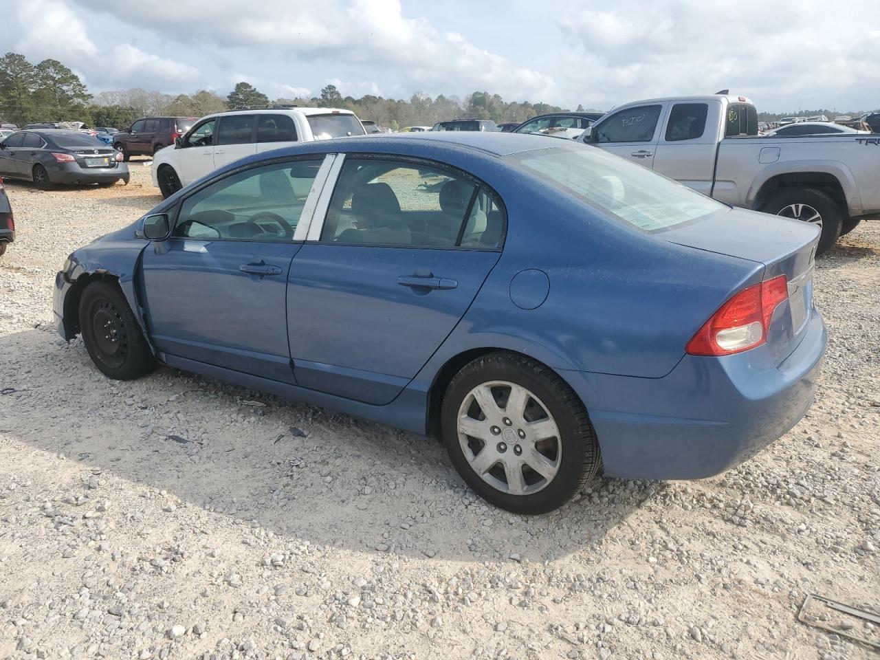 2011 HONDA CIVIC LX - Image 2