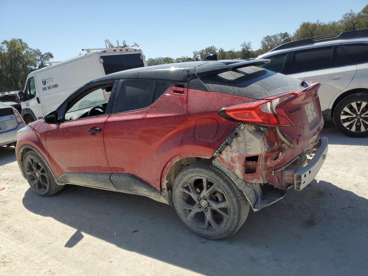 2021 TOYOTA C-HR XLE - Фото 2