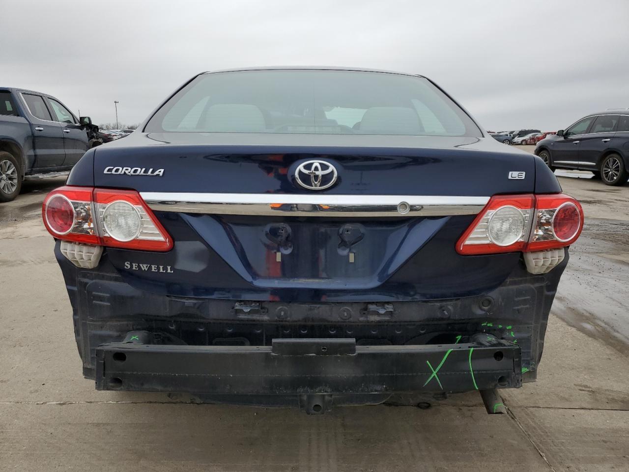 2013 TOYOTA COROLLA BA - Фото 6