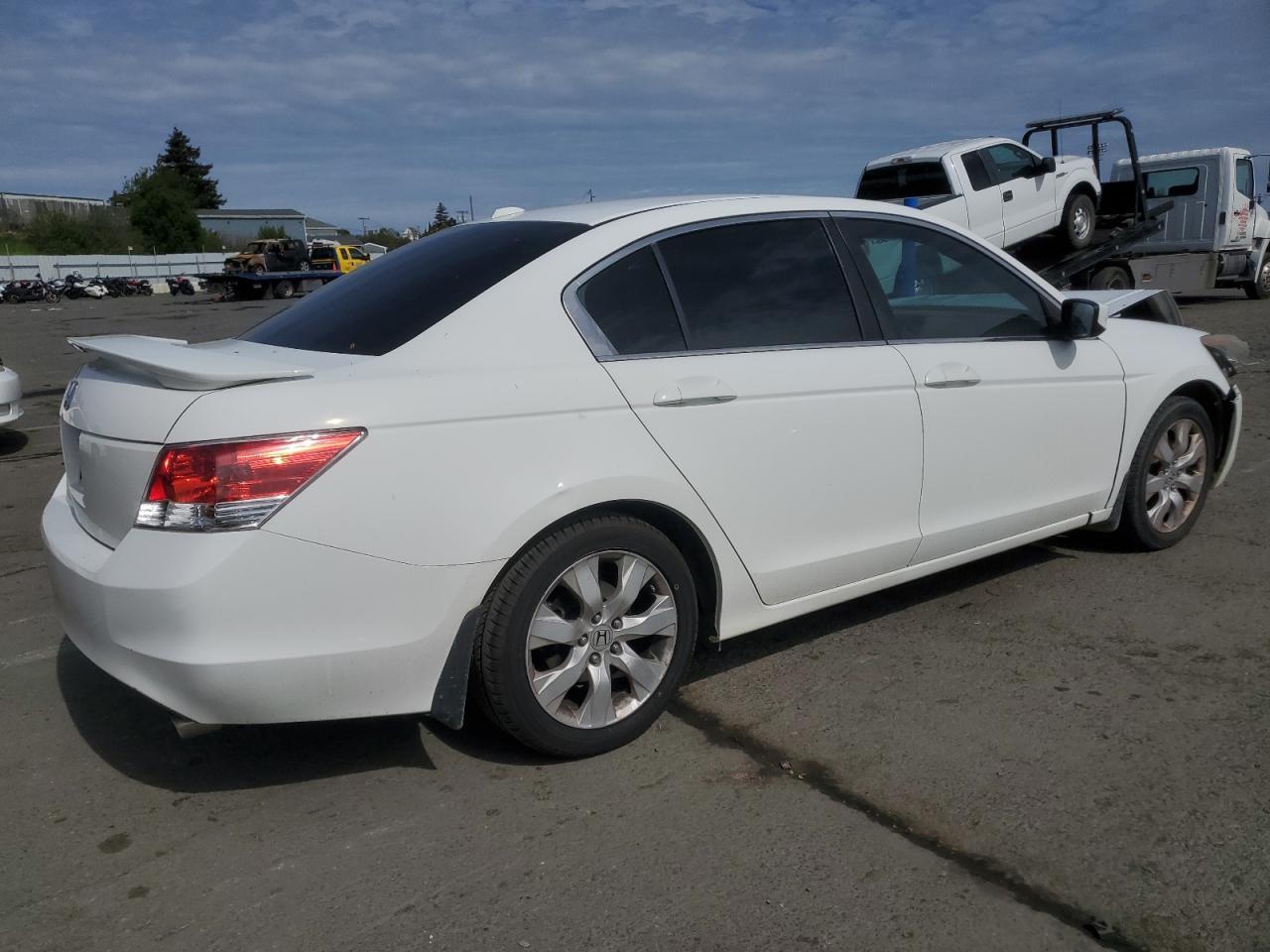2010 HONDA ACCORD EXL - Фото 3