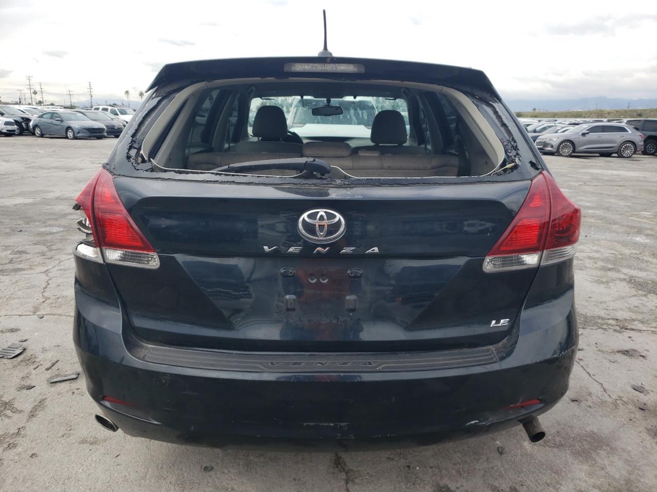2013 TOYOTA VENZA LE - Фото 6