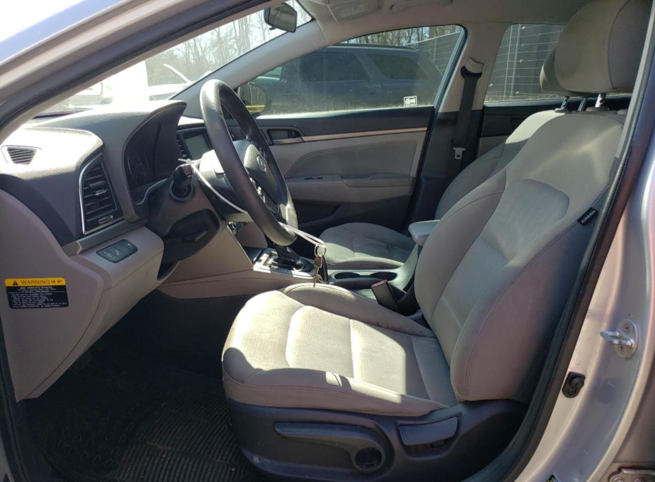 2018 HYUNDAI ELANTRA SE - Image 7