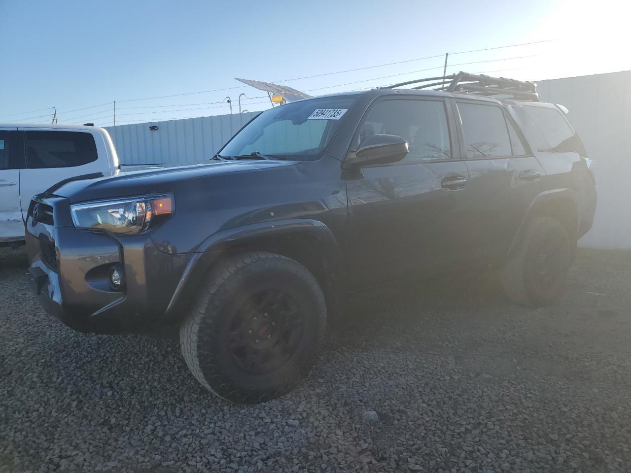 2022 TOYOTA 4RUNNER SR