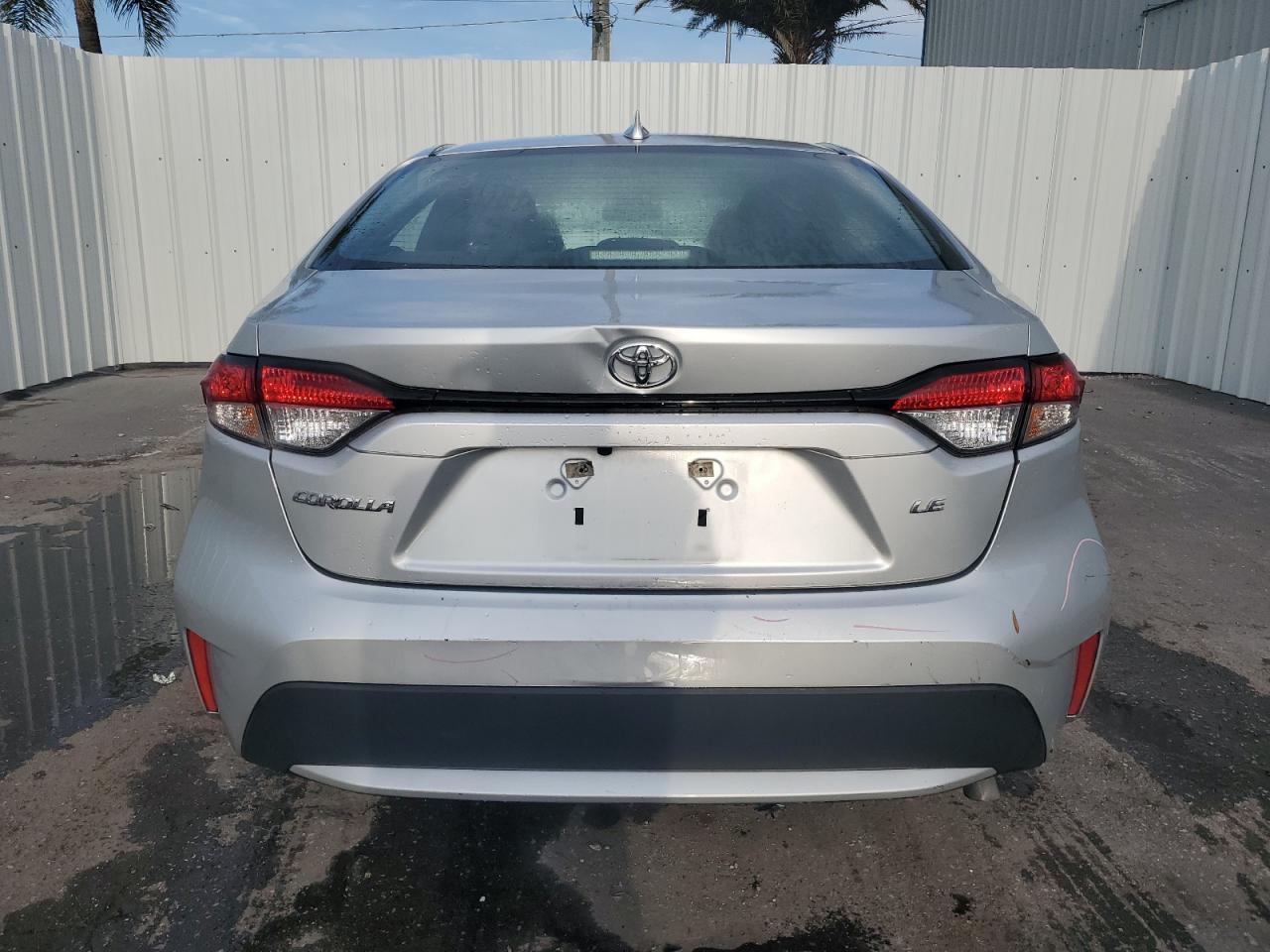 2022 TOYOTA COROLLA LE - Фото 6
