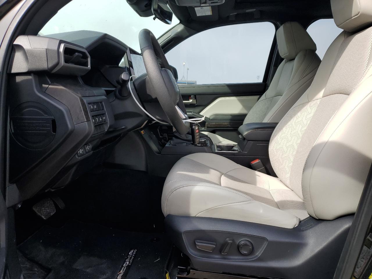 2024 TOYOTA TACOMA DOU - Фото 7