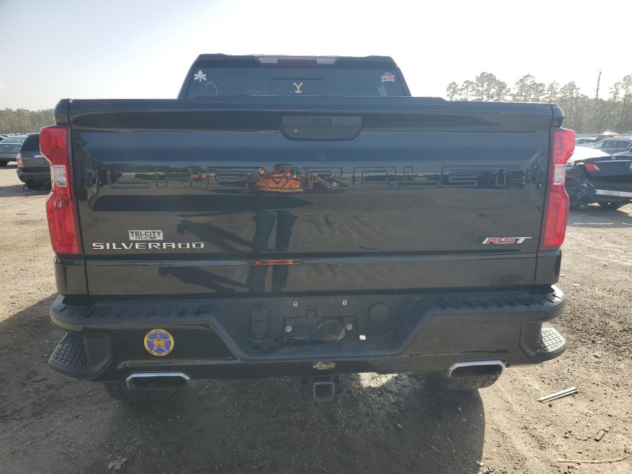 2019 CHEVROLET SILVERADO - Фото 6