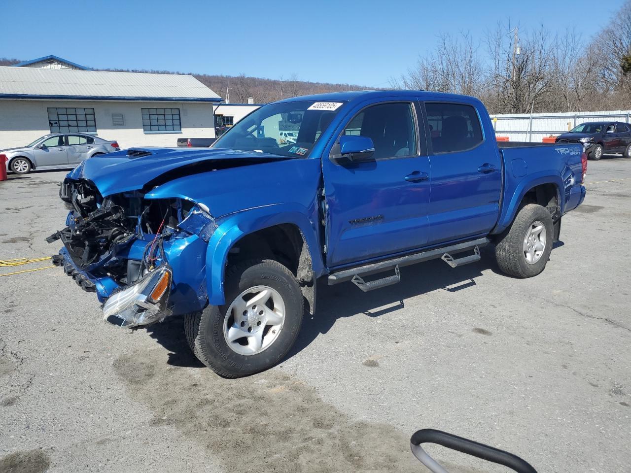 2017 TOYOTA TACOMA DOU