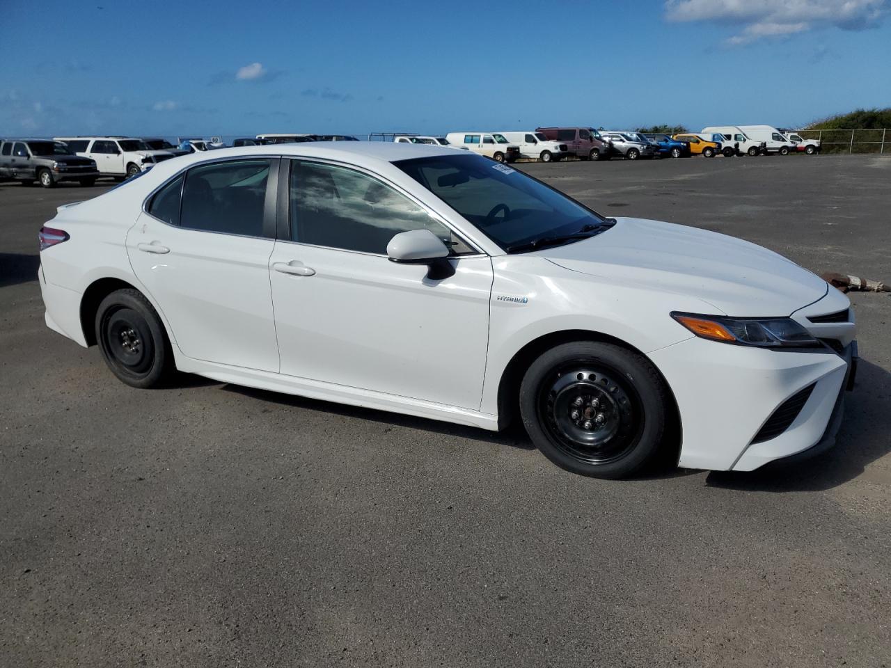 2020 TOYOTA CAMRY SE - Image 4