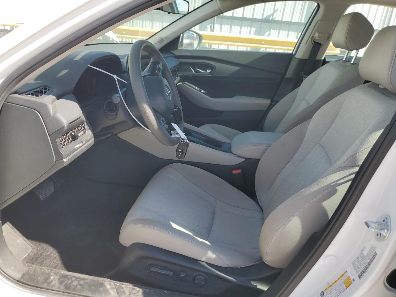 2024 HONDA ACCORD EX - Image 7