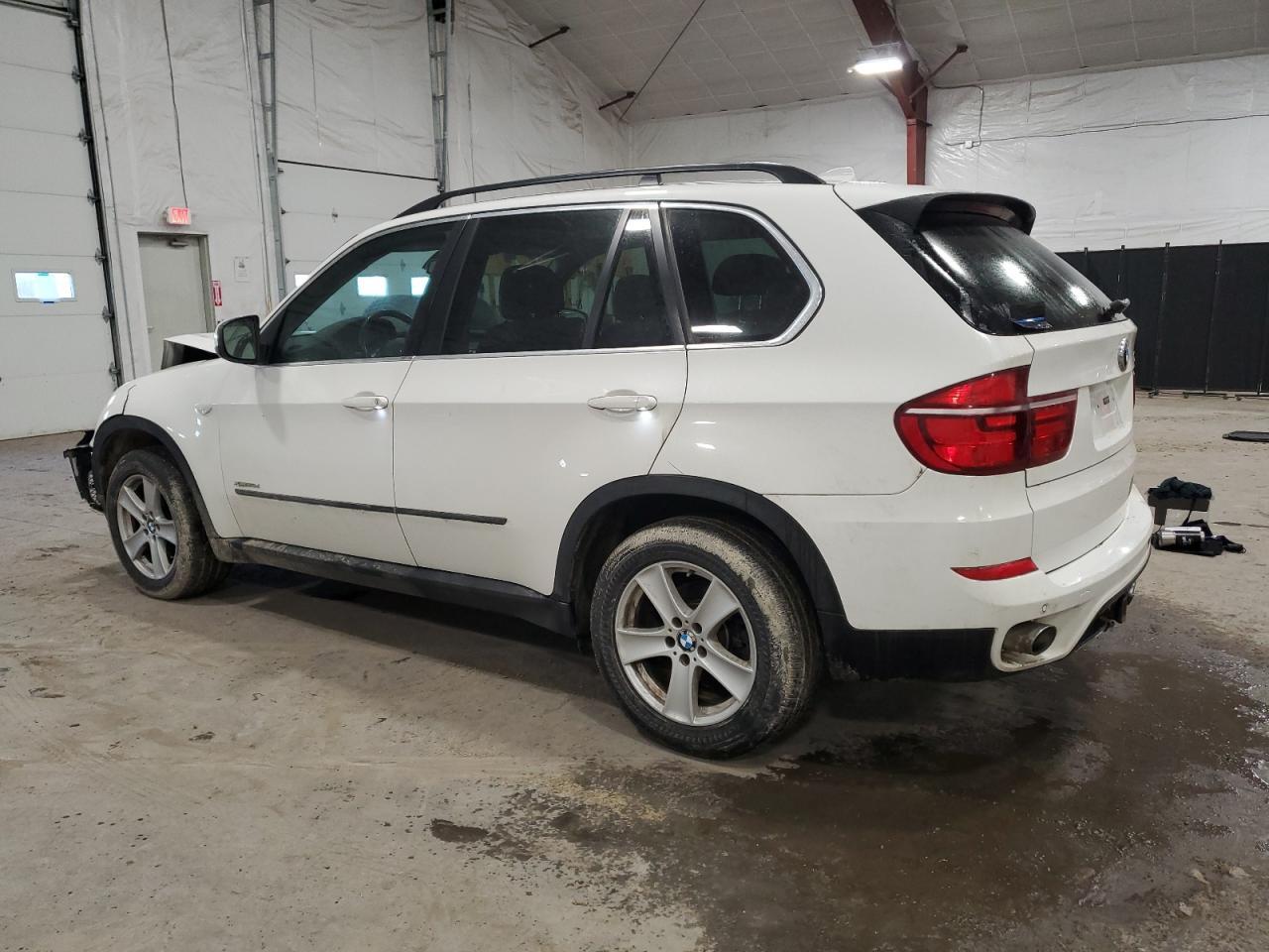 2013 BMW X5 XDRIVE3 - Фото 2