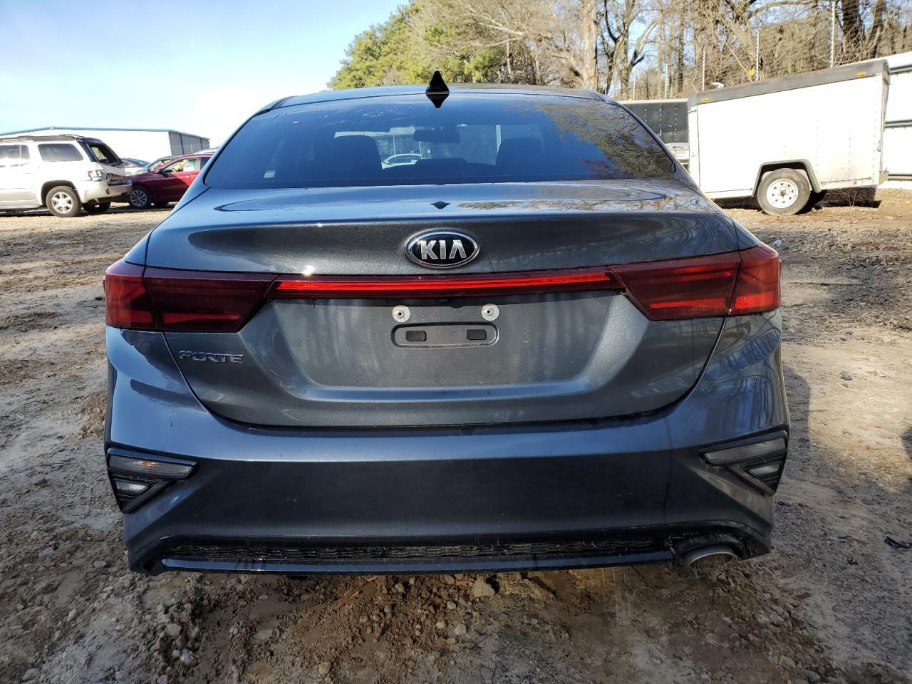 2021 KIA FORTE FE - Image 6