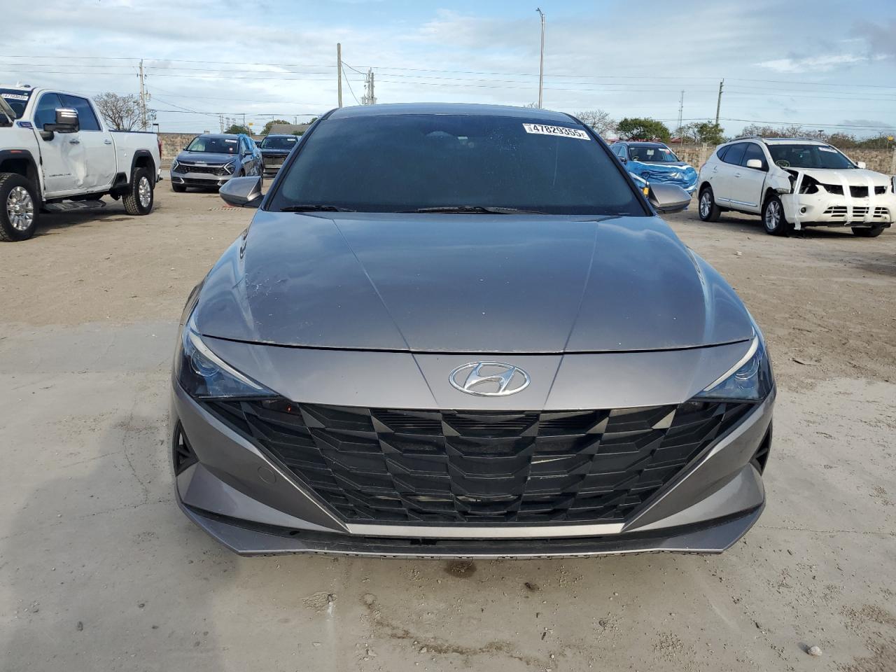 2022 HYUNDAI ELANTRA SE - Фото 5