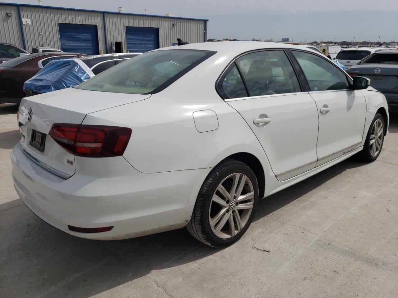 2017 VOLKSWAGEN JETTA SEL - Фото 3