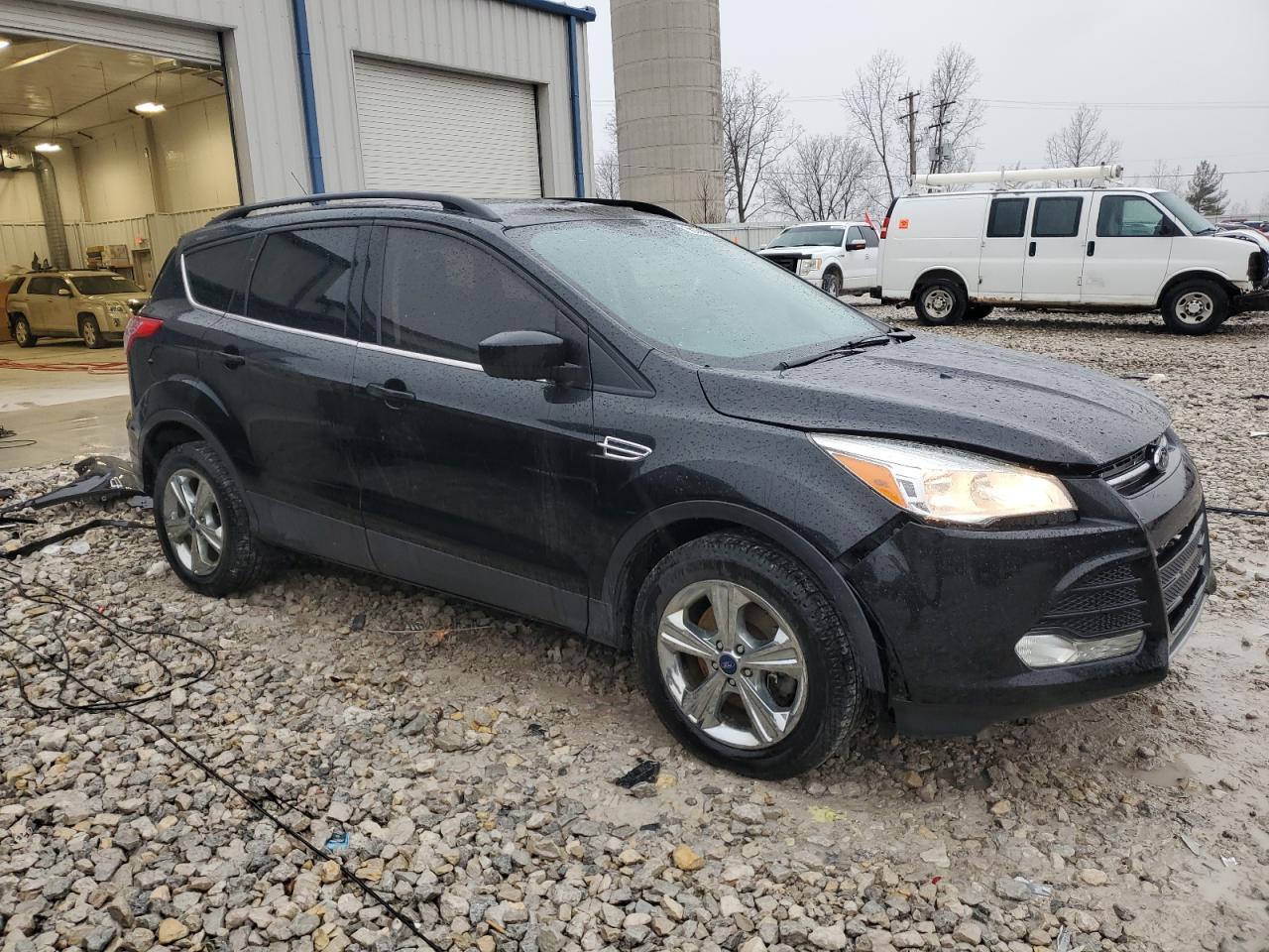2015 FORD ESCAPE SE - Image 4