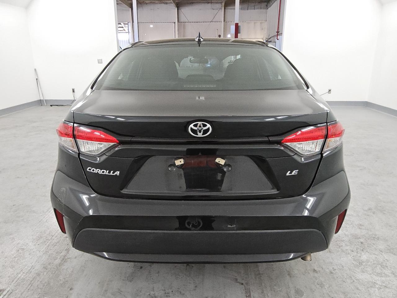 2022 TOYOTA COROLLA LE - Фото 6