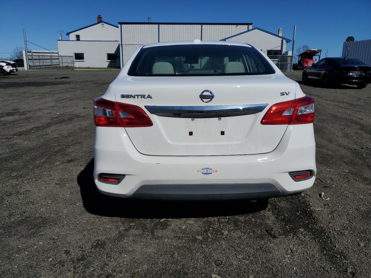 2017 NISSAN SENTRA S - Фото 6