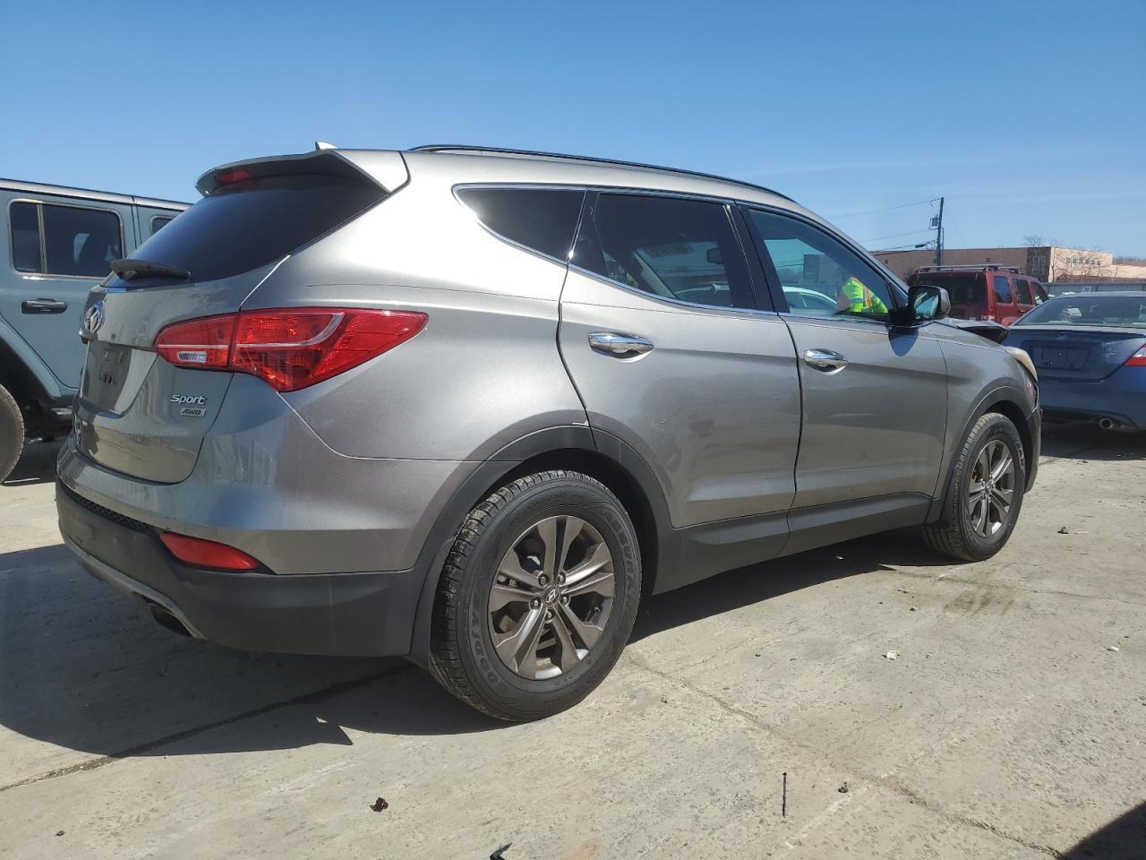 2013 HYUNDAI SANTA FE S - Image 3