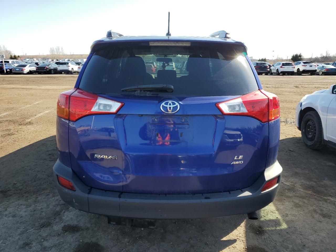 2014 TOYOTA RAV4 LE - Фото 6