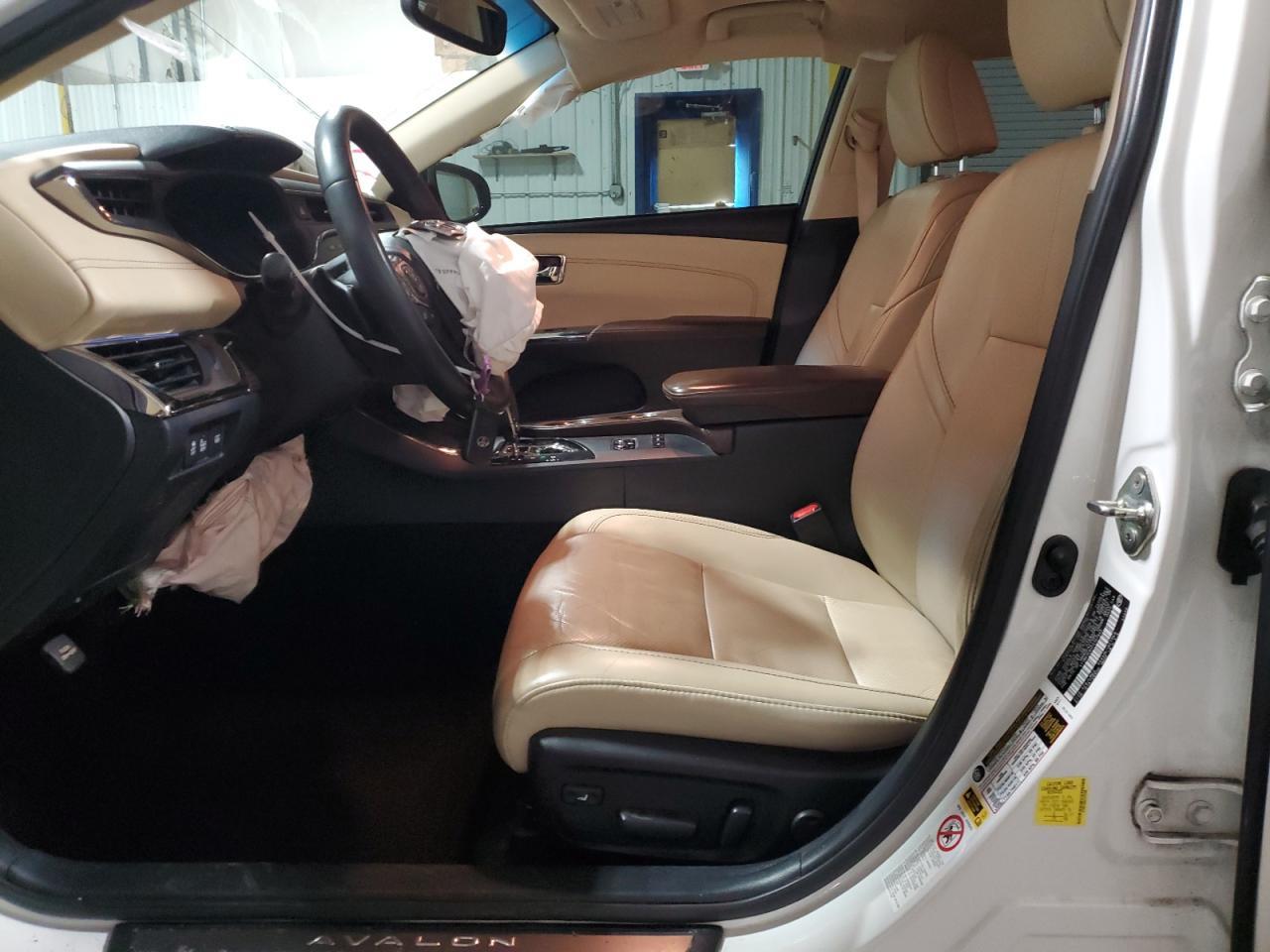 2015 TOYOTA AVALON XLE - Image 7
