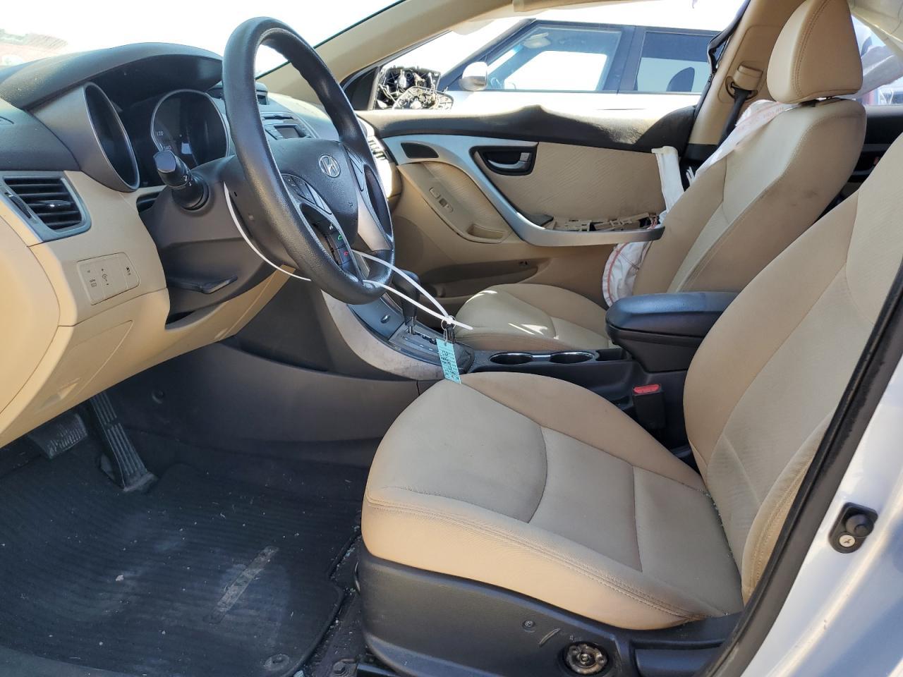 2013 HYUNDAI ELANTRA GL - Image 7