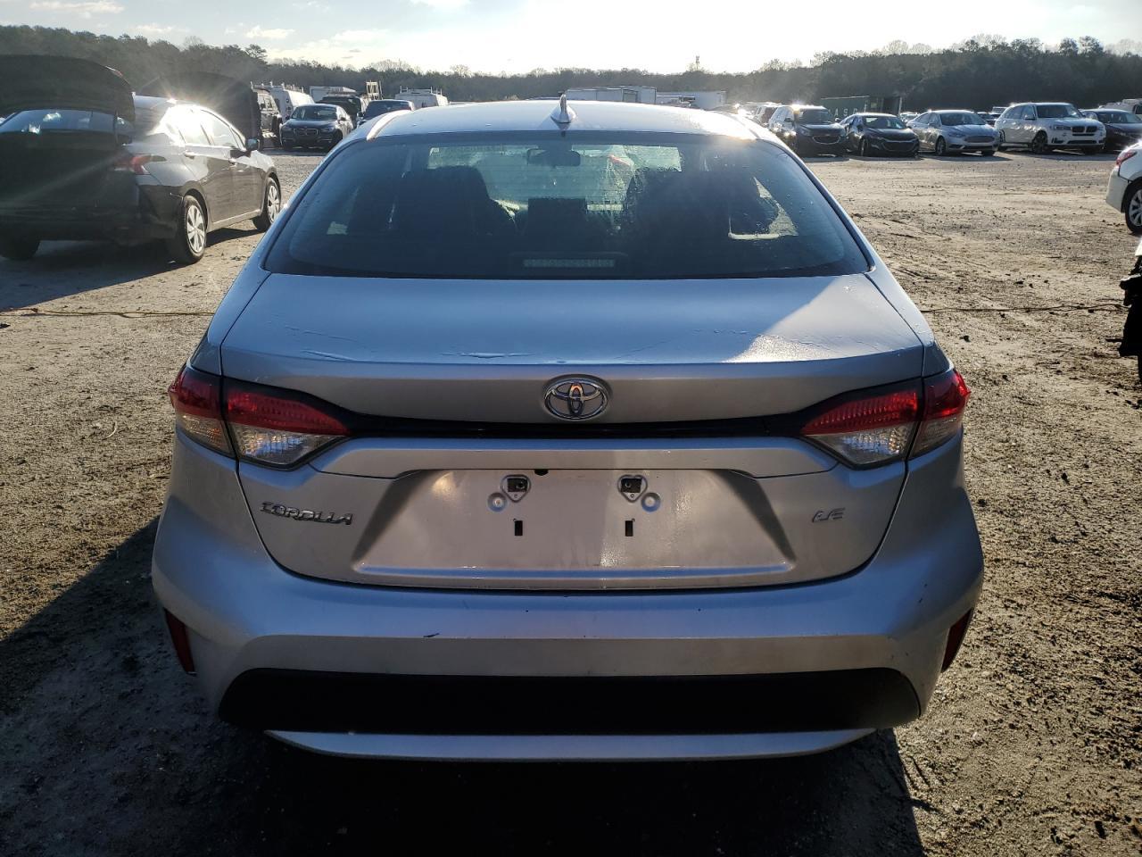 2021 TOYOTA COROLLA LE - Фото 6