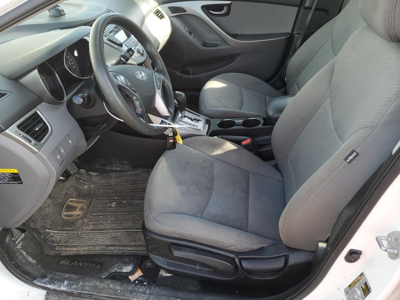 2013 HYUNDAI ELANTRA GL - Image 7