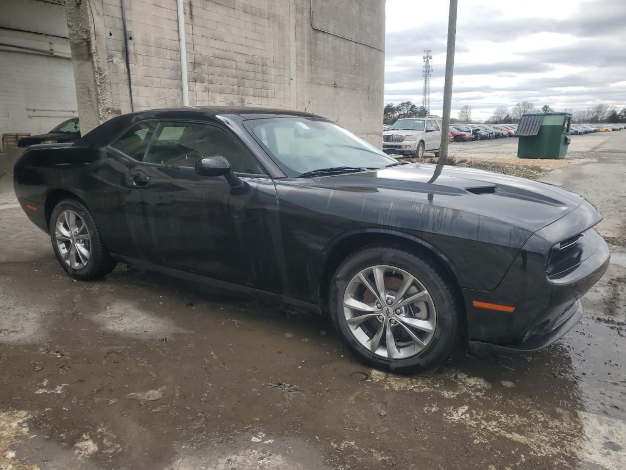 2023 DODGE CHALLENGER - Фото 4