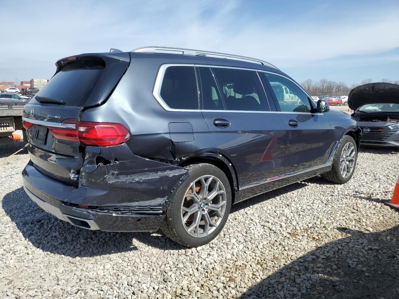 2020 BMW X7 XDRIVE4 - Фото 3