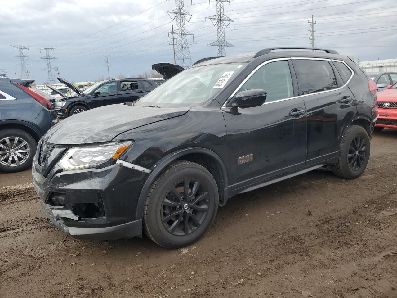 2017 NISSAN ROGUE SV