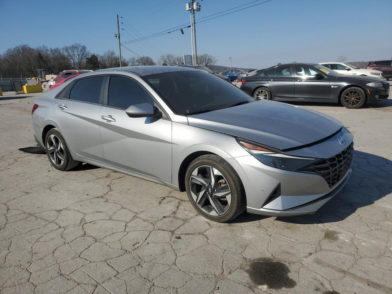 2023 HYUNDAI ELANTRA SE - Image 4