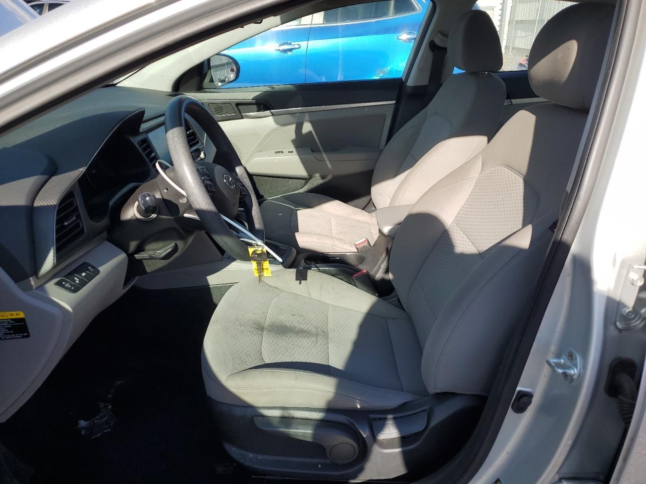 2019 HYUNDAI ELANTRA SE - Фото 7