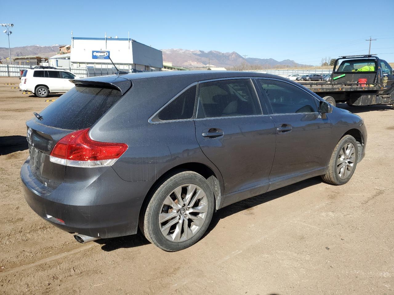2011 TOYOTA VENZA - Фото 3
