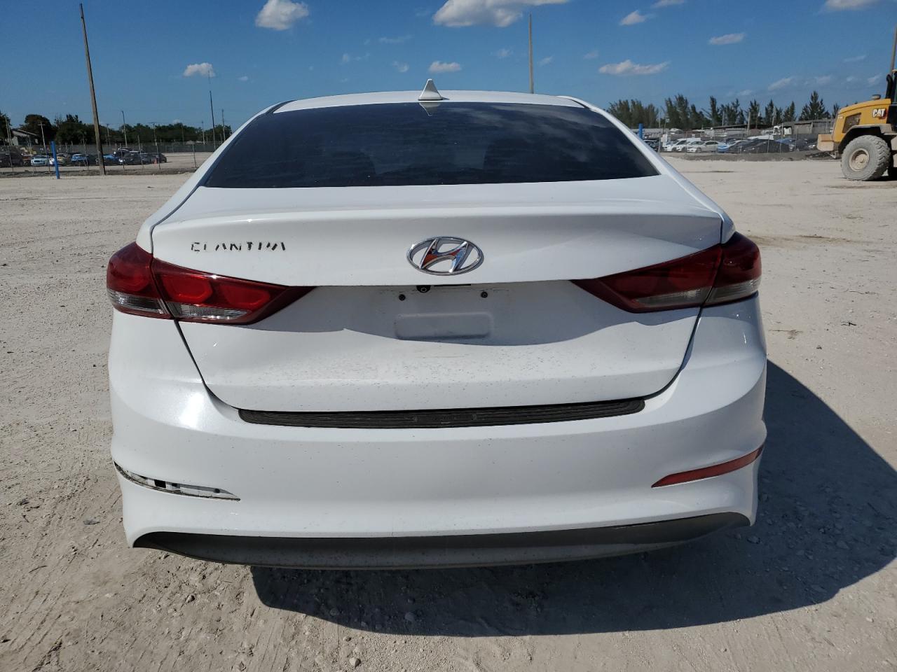 2017 HYUNDAI ELANTRA SE - Фото 6