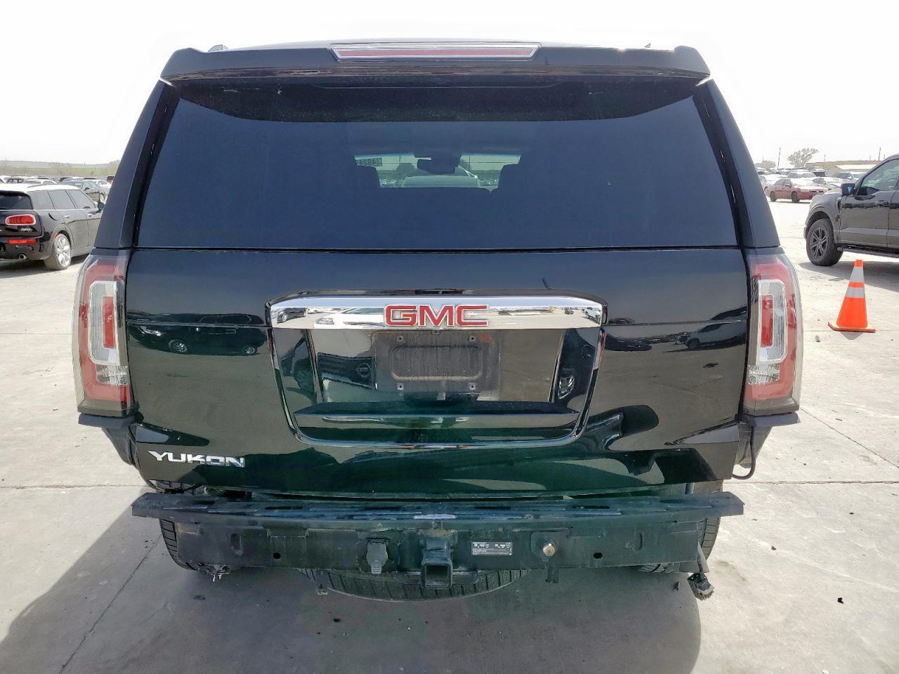 2017 GMC YUKON DENA - Фото 6