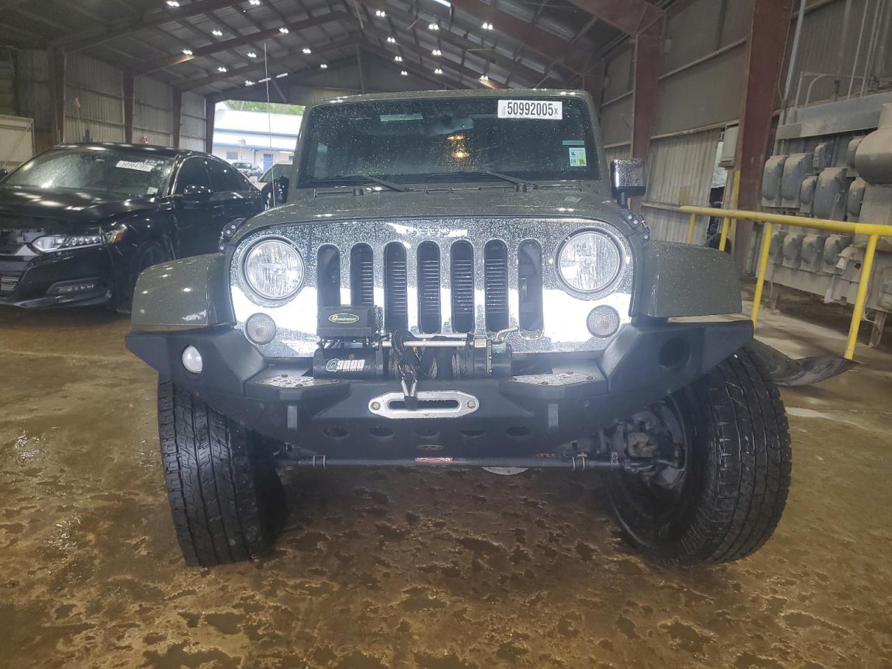2015 JEEP WRANGLER U - Фото 5