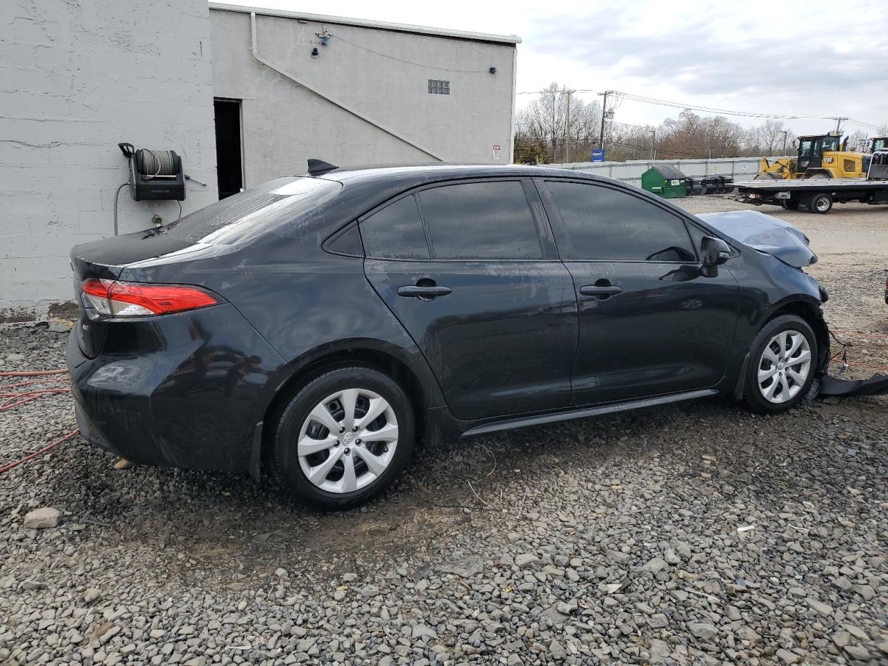 2022 TOYOTA COROLLA LE - Фото 3