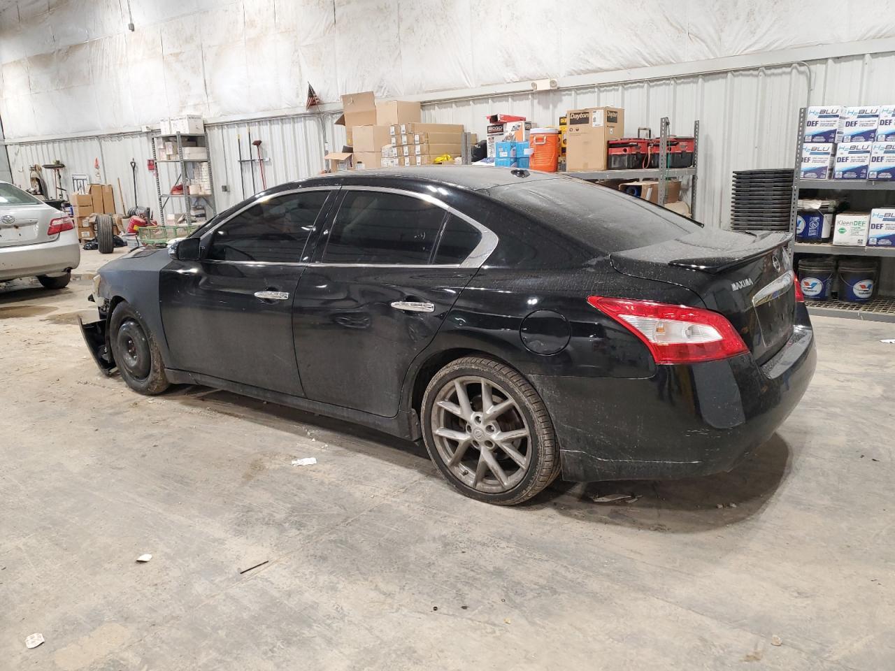 2011 NISSAN MAXIMA S - Image 2