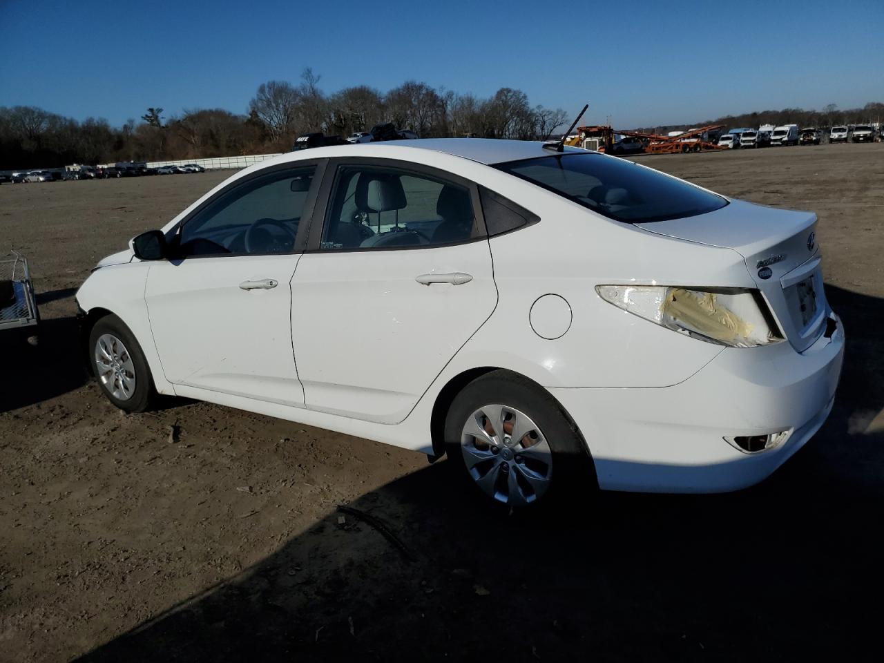 2017 HYUNDAI ACCENT SE - Фото 2