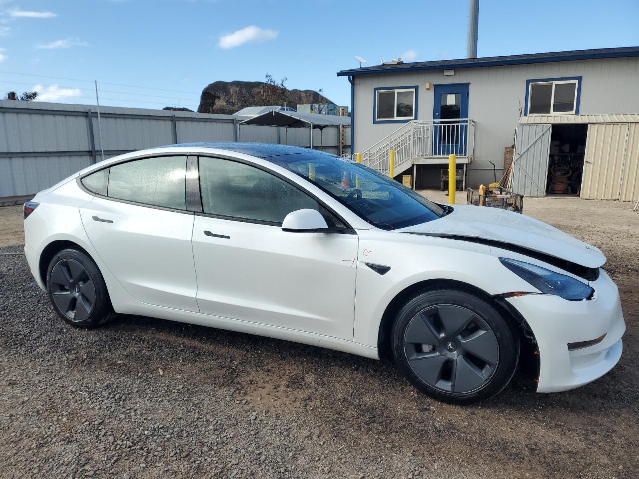 2023 TESLA MODEL 3 - Image 4