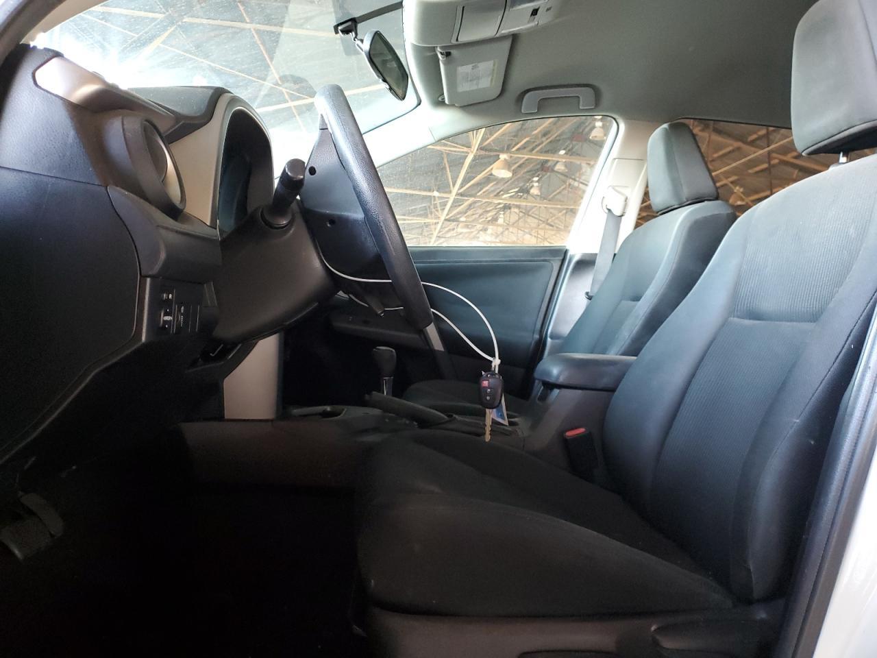 2016 TOYOTA RAV4 LE - Фото 7