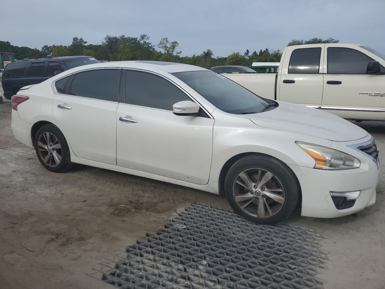 2013 NISSAN ALTIMA 2.5 - Image 4