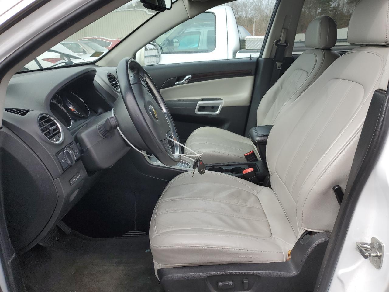 2014 CHEVROLET CAPTIVA LT - Image 7