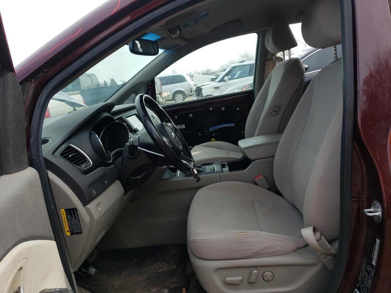 2017 KIA SEDONA LX - Фото 7