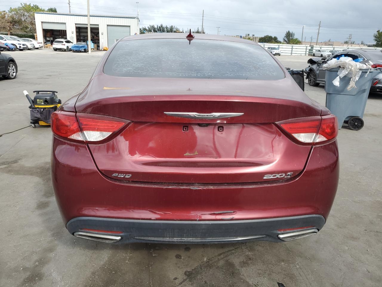 2015 CHRYSLER 200 S - Фото 6