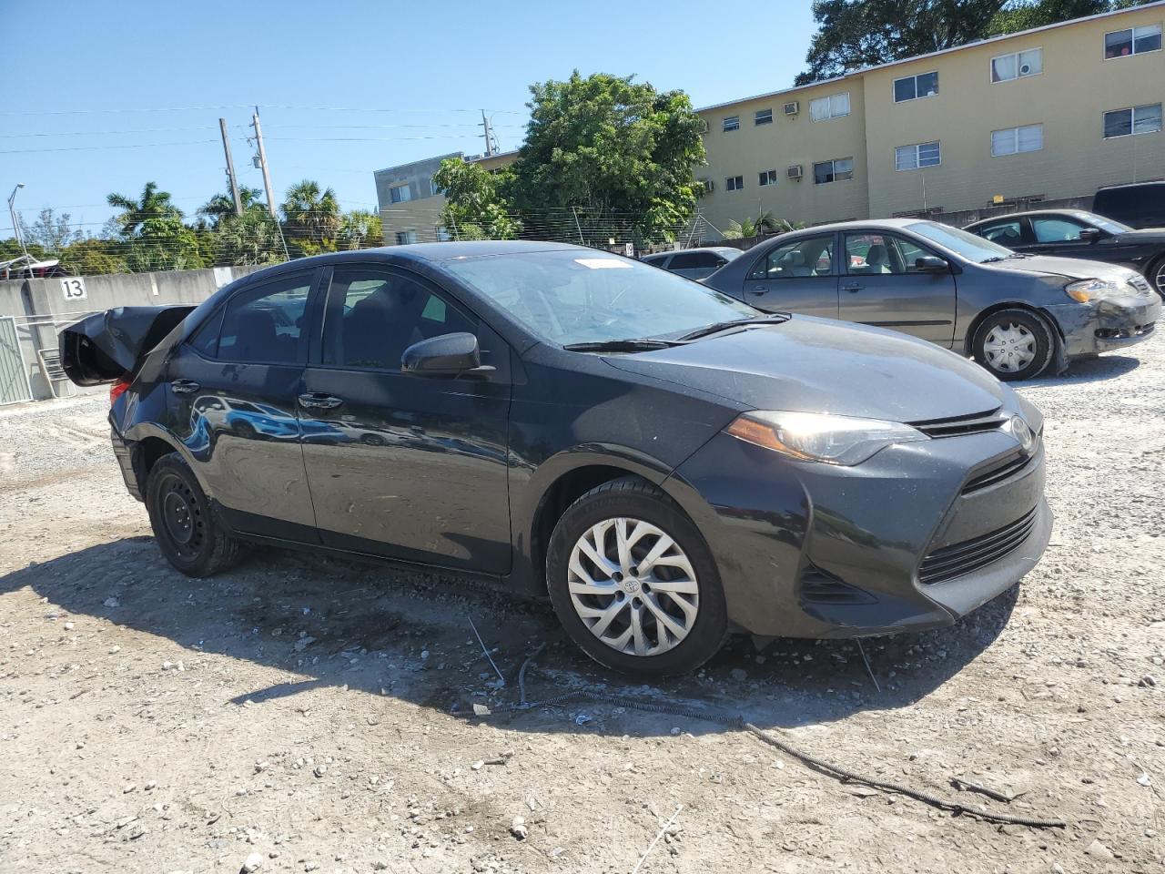 2019 TOYOTA COROLLA L - Фото 4