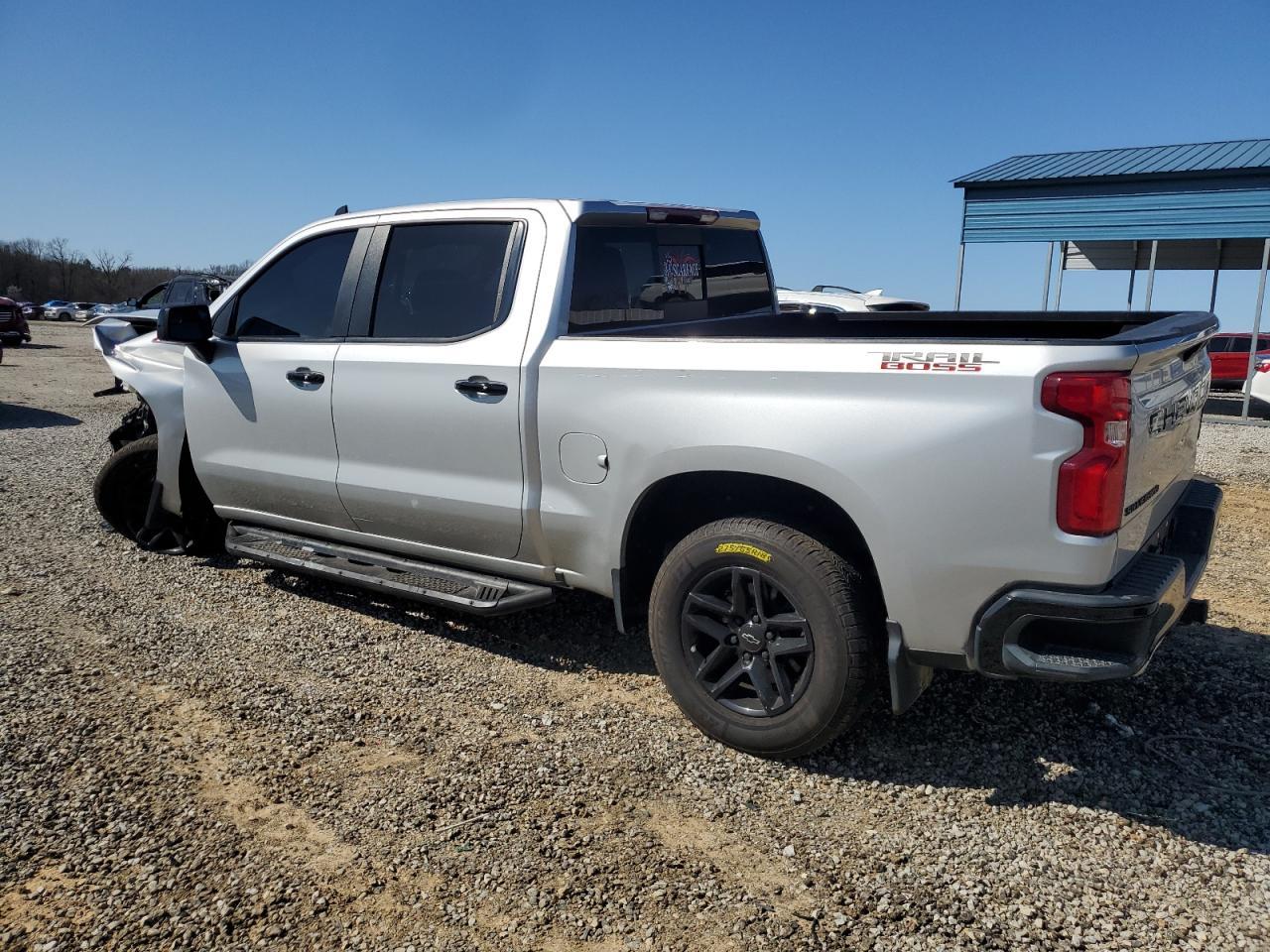 2019 CHEVROLET SILVERADO - Image 2