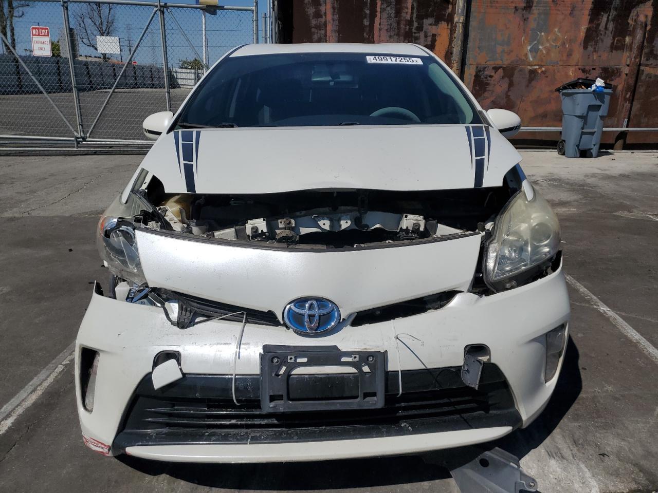 2015 TOYOTA PRIUS - Image 5