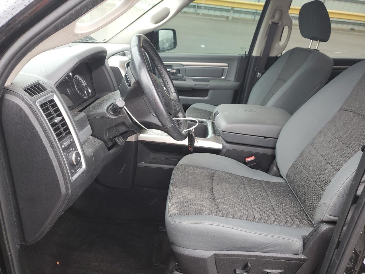 2017 RAM 1500 SLT - Image 7