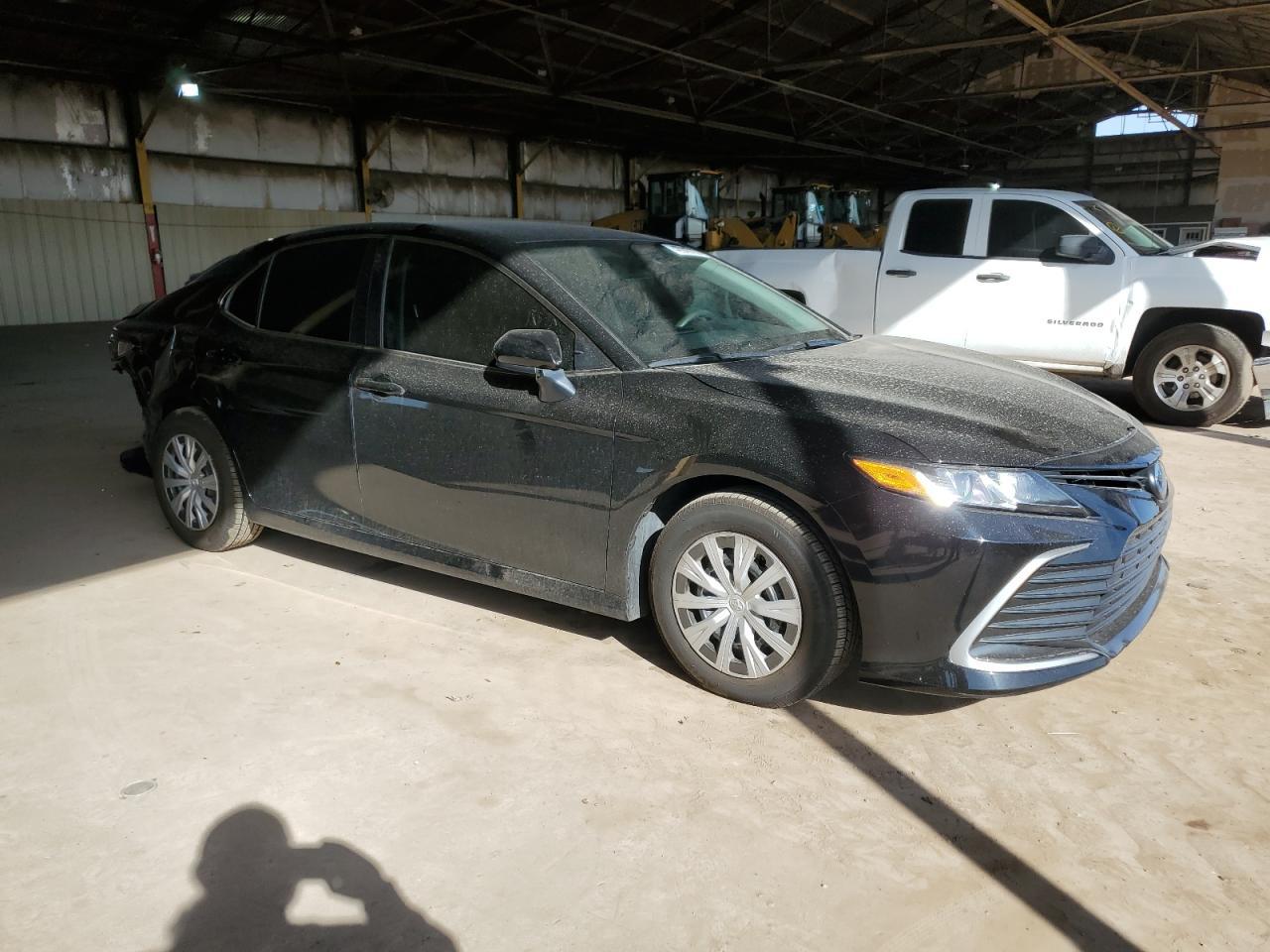 2024 TOYOTA CAMRY LE - Фото 4