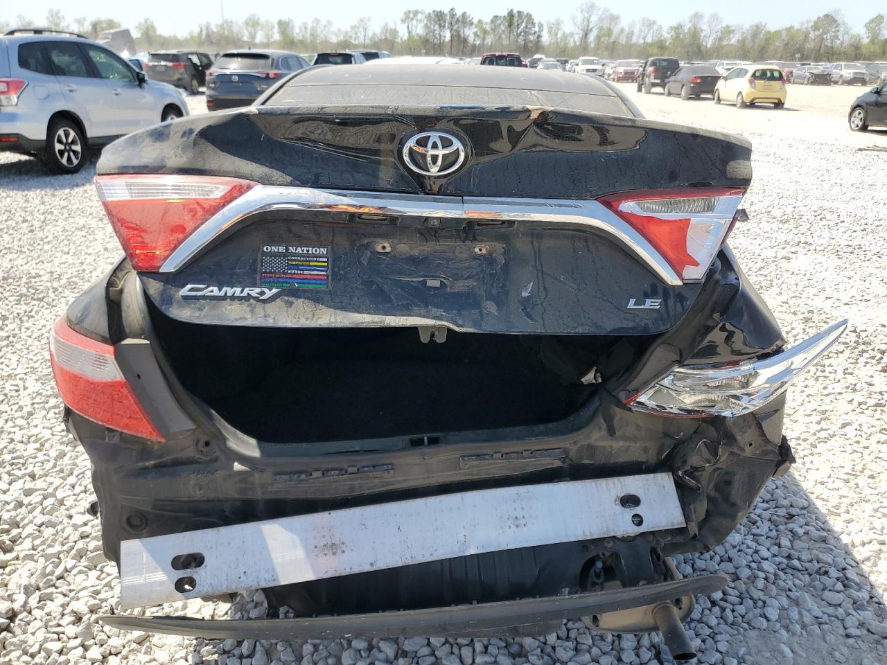 2016 TOYOTA CAMRY LE - Фото 6